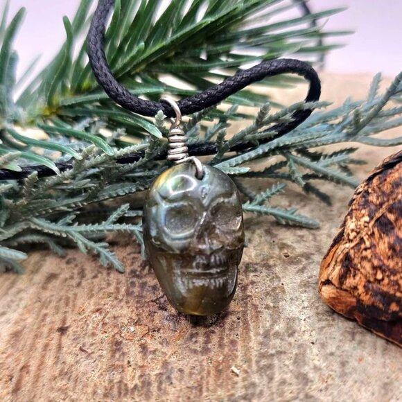 Nature Labradorite Carved Skull Pendant Necklace - Picture 2 of 10